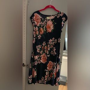 Super Cute Pleated Dress with Front Pockets